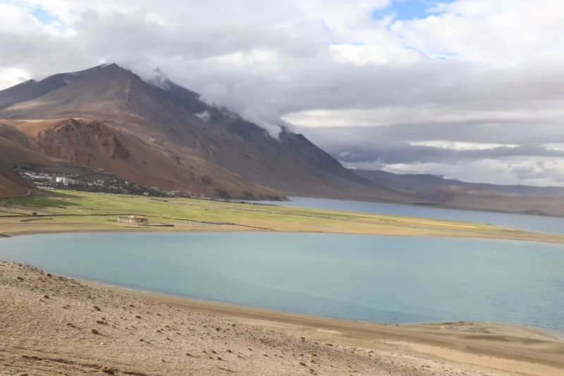 Trek and Climb Mentok Kangri 11 - 6210m and 1 - 6172m) gallery image